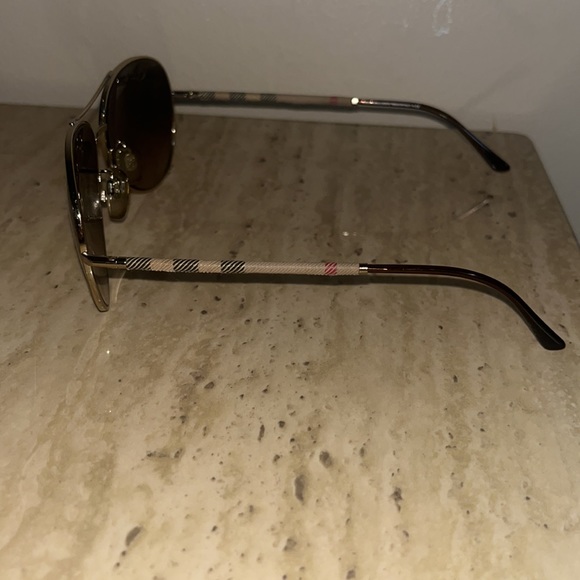 Burberry Aviator Sunglasses - Picture 2 of 6